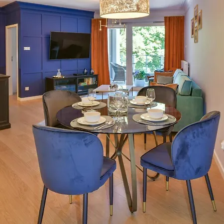 Navigator- Nadmorskie Tarasy Port *