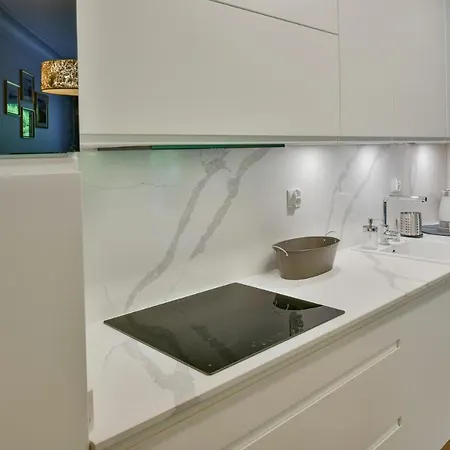 Navigator- Nadmorskie Tarasy Port Колобжег