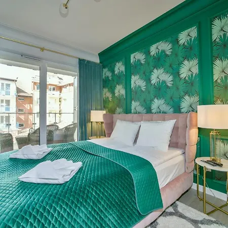 Апартаменти Navigator- Nadmorskie Tarasy Port Колобжег