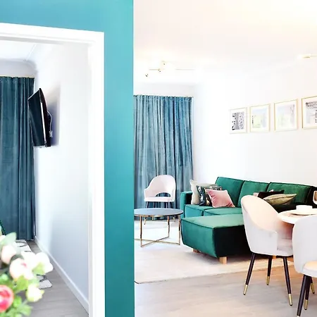 Navigator- Nadmorskie Tarasy Port Apartment Kolobrzeg